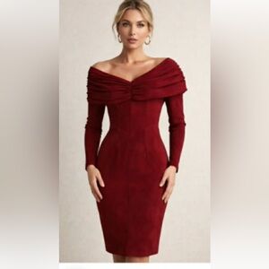 ⭐️ HOST PICK ⭐️ DANIER designer ultra suede fitted dress